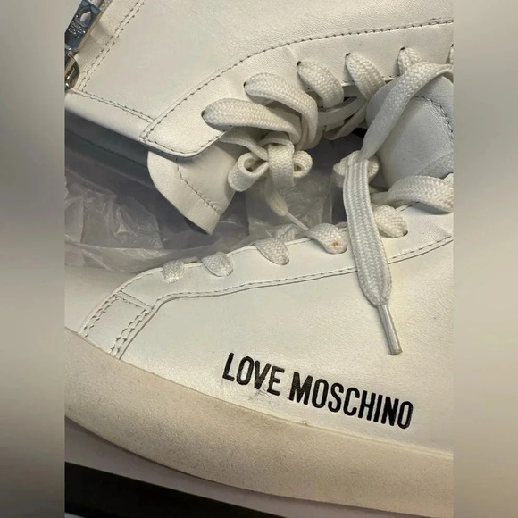 Love moschino high top sneakers white heart zip leather size 39 with box - Picture 9 of 9
